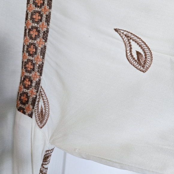 Embroidered Ivory Brown Top Shirt Long Kurti Viscose Size Medium - Picture 6 of 8